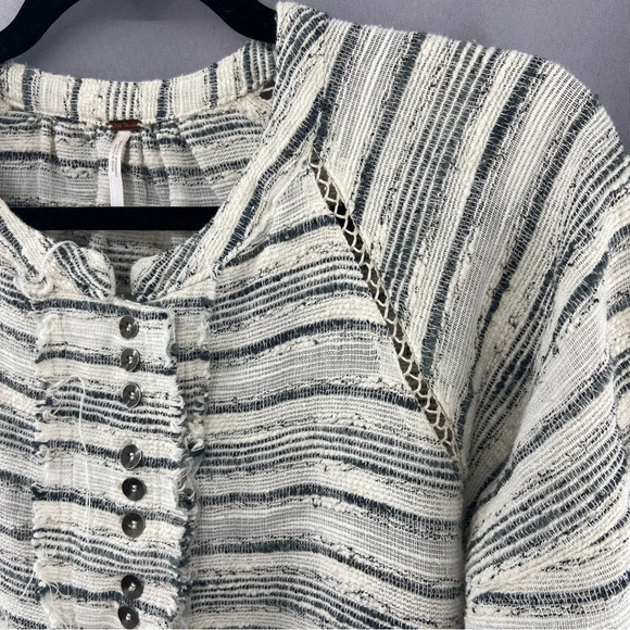 Free People Hideaway Tweed Henley Top Size XS Pockets, Oversized, Boho - Picture 5 of 11